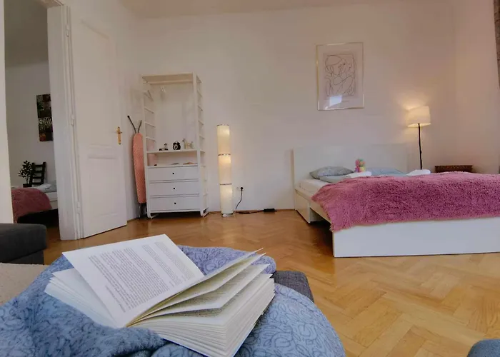 And Round 3 Minutes To Shopping Center And Schoenbrunn Palace Apartamento *