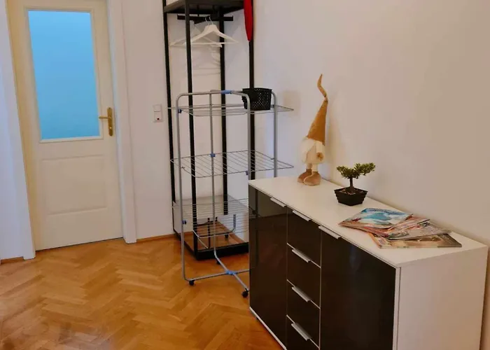Apartamento And Round 3 Minutes To Shopping Center And Schoenbrunn Palace Viena