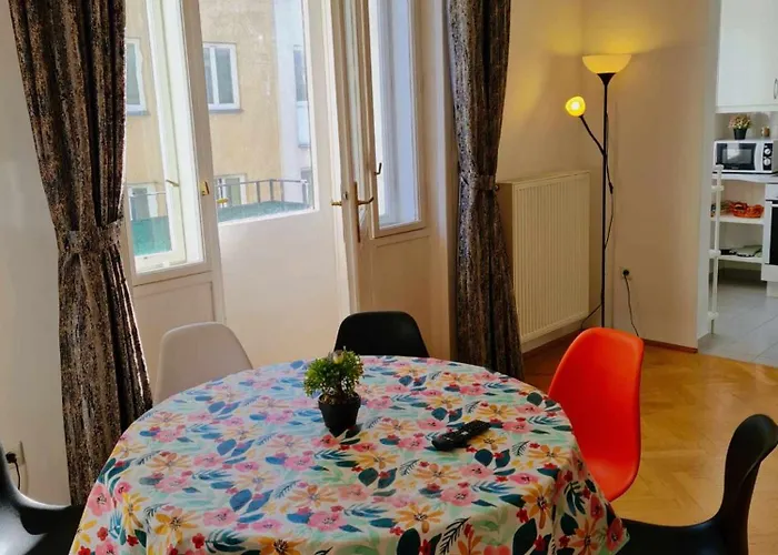 Apartamento And Round 3 Minutes To Shopping Center And Schoenbrunn Palace *
