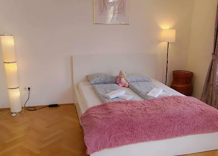 And Round 3 Minutes To Shopping Center And Schoenbrunn Palace Apartamento